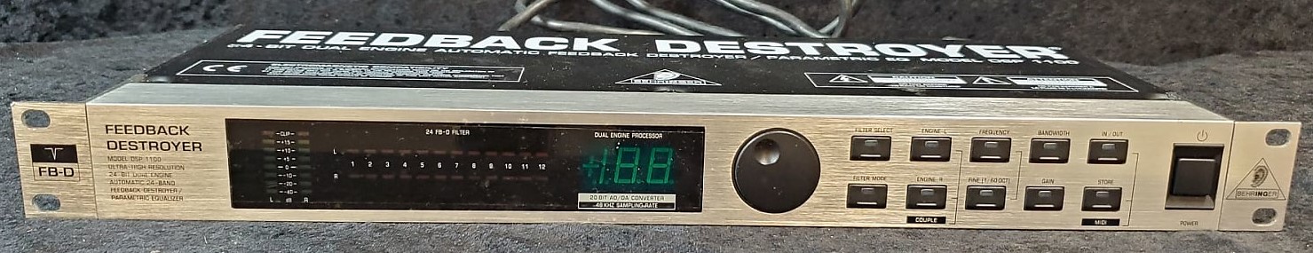 Behringer Feedback Destroyer DSP1100 Behringer Feedback Destroyer DSP1100